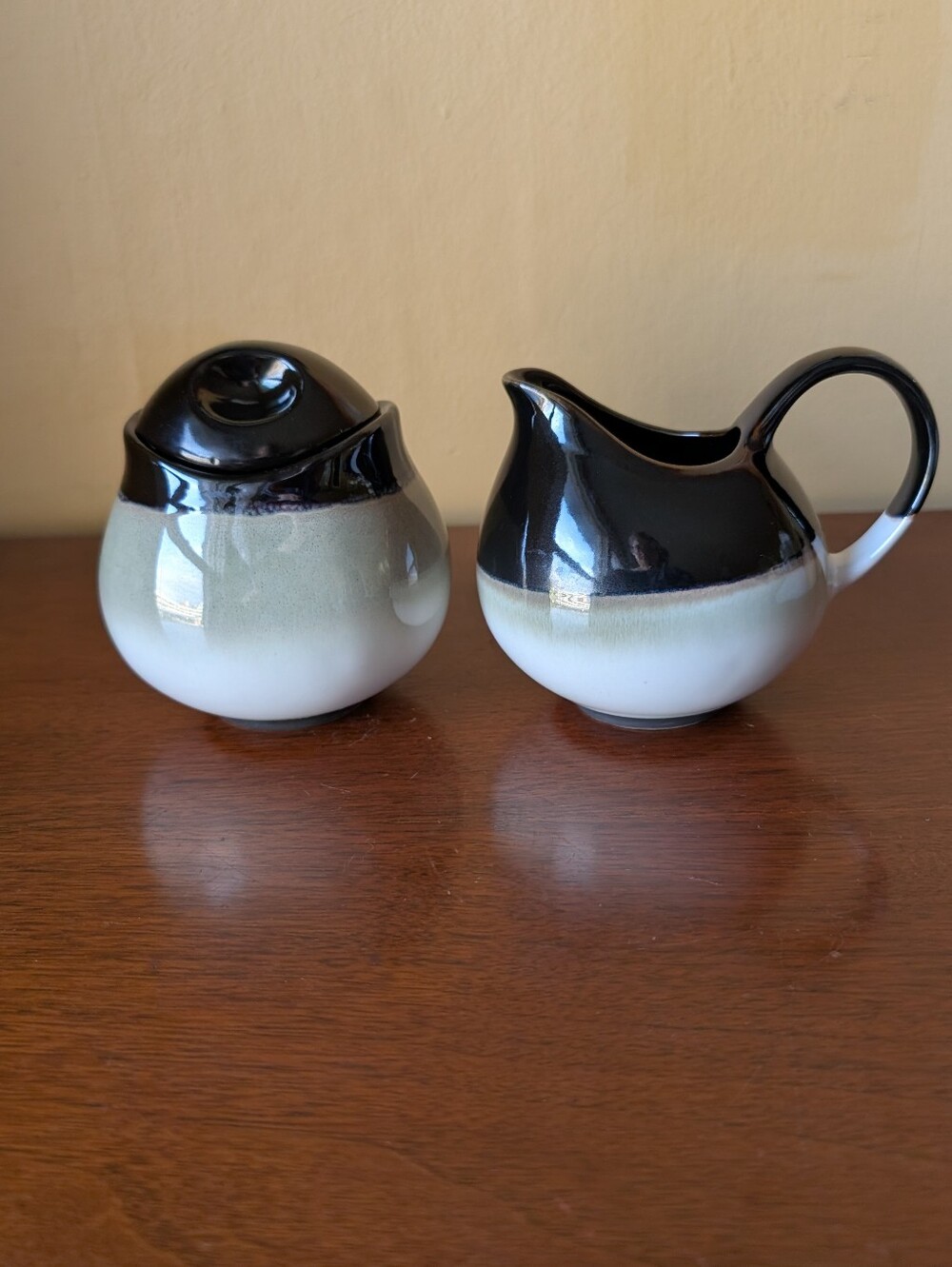 Vintage Sango Nova Black Covered Sugar Bowl And Creamer Set Stoneware #4932 D/C